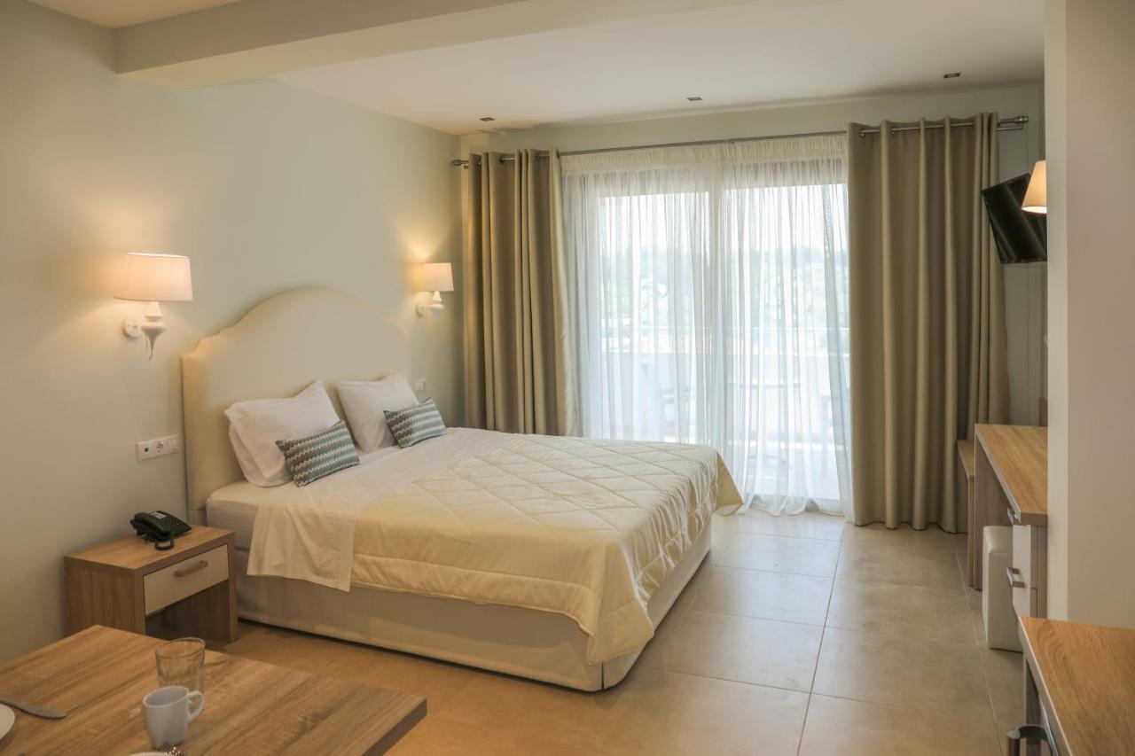 Skiathos Premier Troulos Luaran gambar